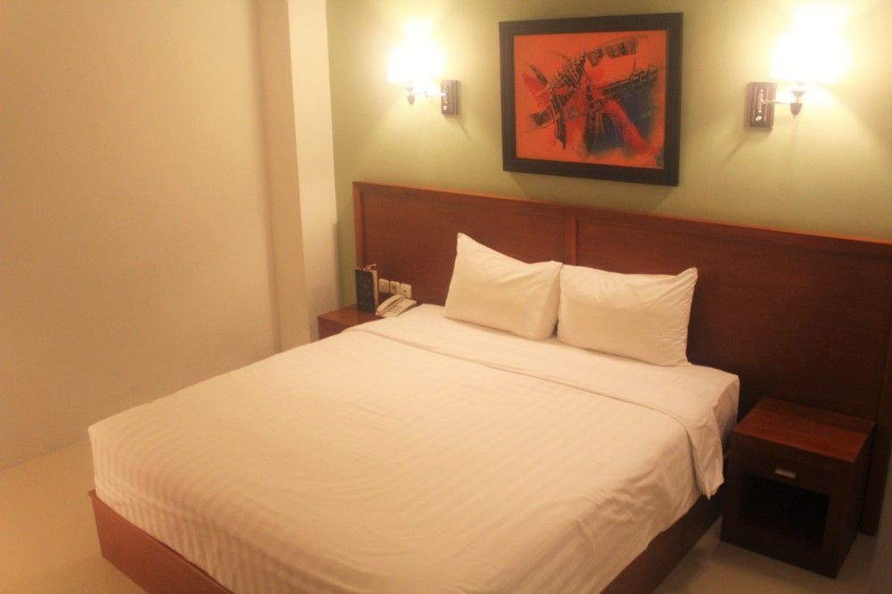 Prima Sr Hotel & Convention Yogyakarta Sleman  Exterior foto