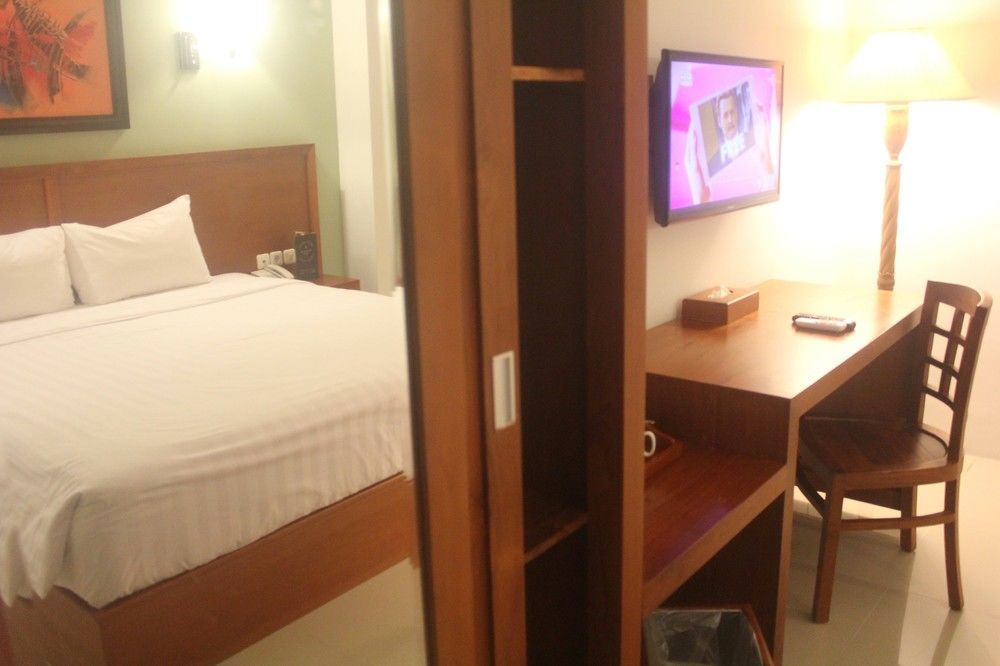 Prima Sr Hotel & Convention Yogyakarta Sleman  Exterior foto