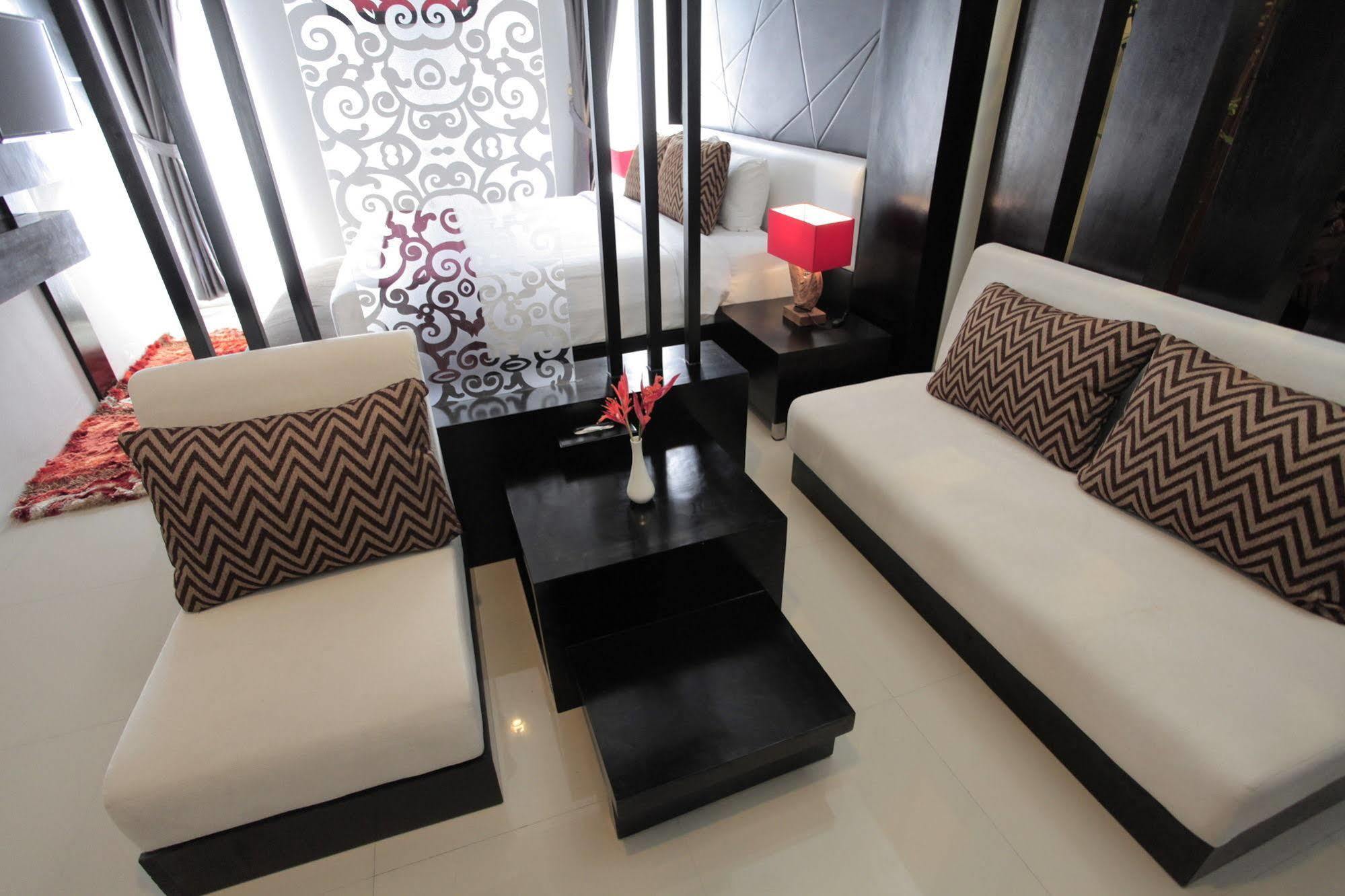 Prima Sr Hotel & Convention Yogyakarta Sleman  Exterior foto